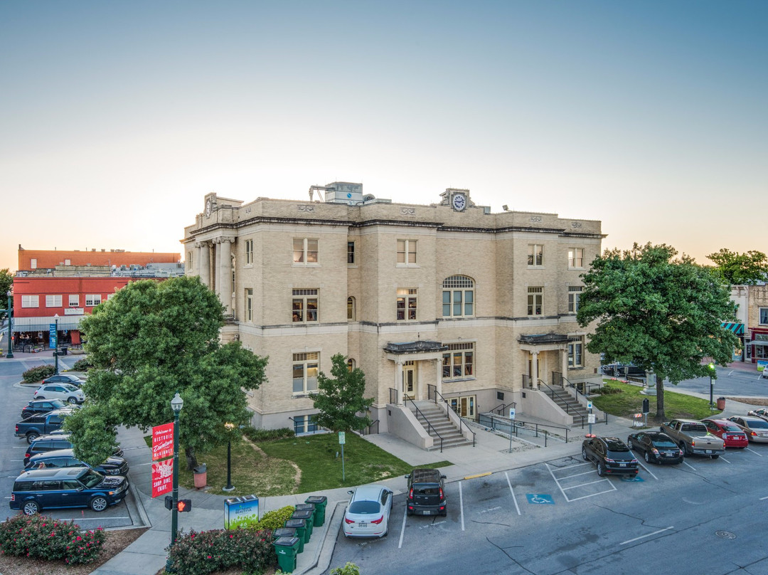 McKinney Performing Arts Center-麦金尼必去景点