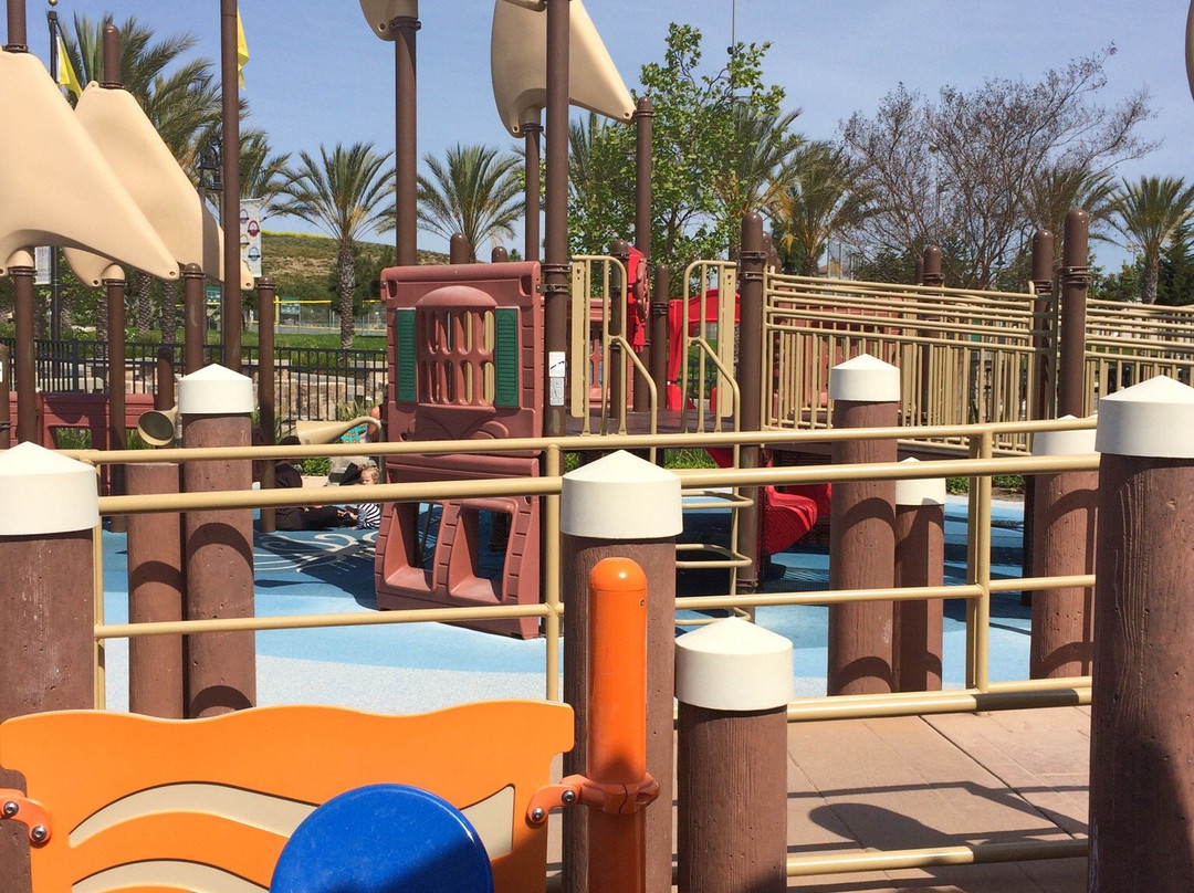 Courtney's SandCastle Universal Playground-圣克莱蒙顿必去景点