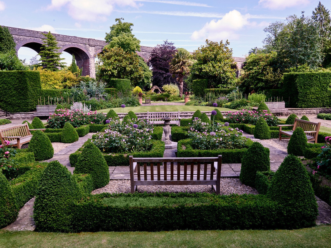 Shepton Mallet旅游景点-Kilver Court Gardens