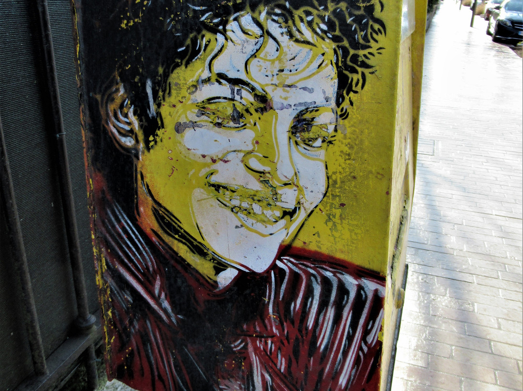 Fresque "Michael Jackson"景点图片