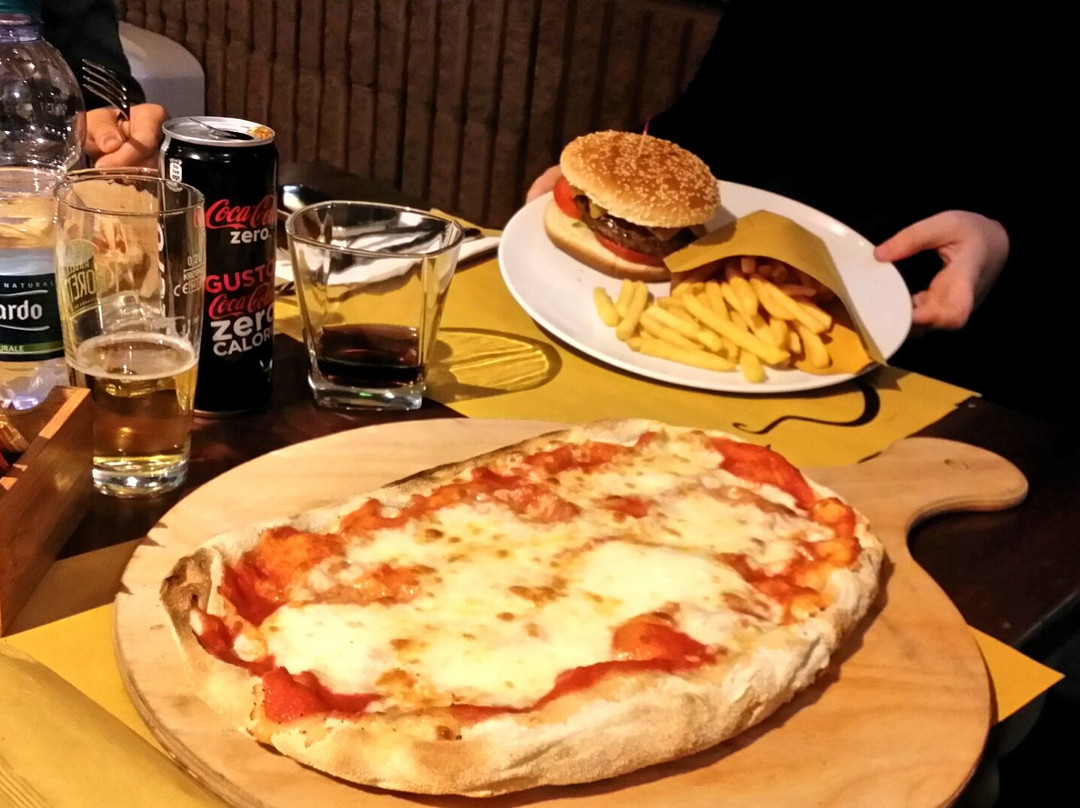 ICE Beer Pizza Food