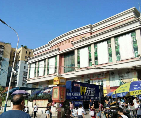 沙河服装批发市场-广州市必去景点