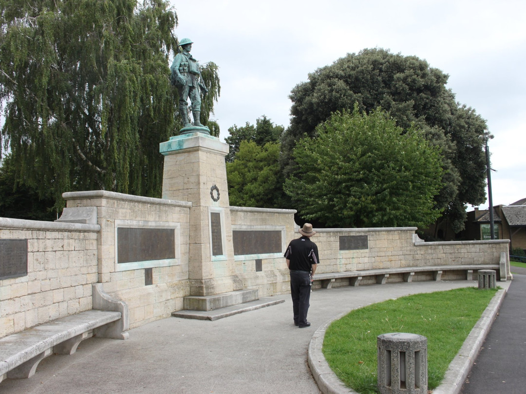 War Memorial Evesham-伊夫舍姆必去景点