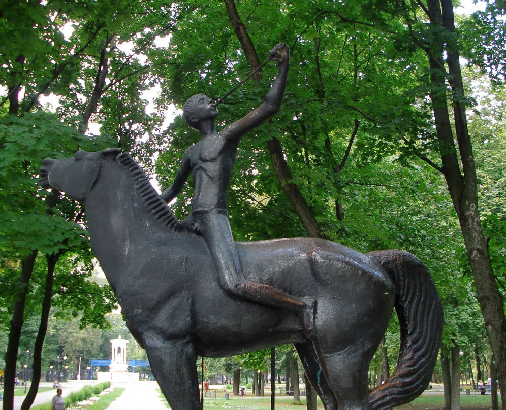 Sculpture a Boy on a Horse景点图片
