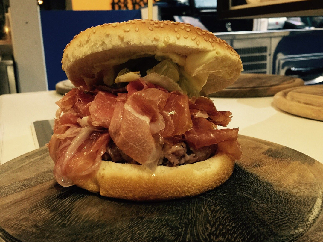 Cabriolo旅游景点-Street Food