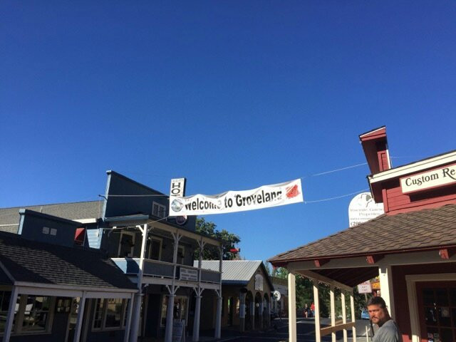 Iron Door Saloon and Grill-格罗夫兰必去景点