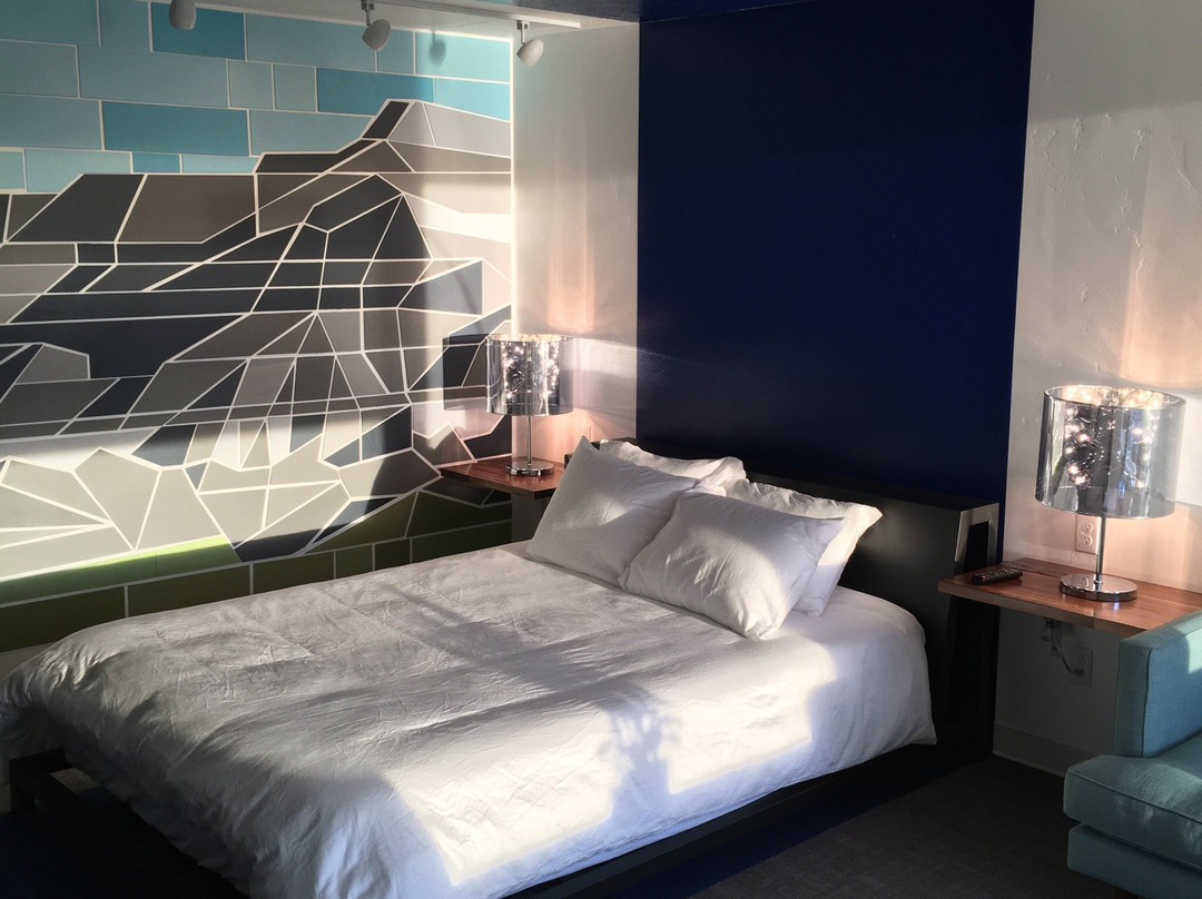 Thompson酒店住宿-Skyfall Guestrooms