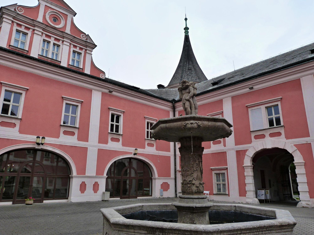 Sokolovsky Castle and Muzeum-Sokolov必去景点