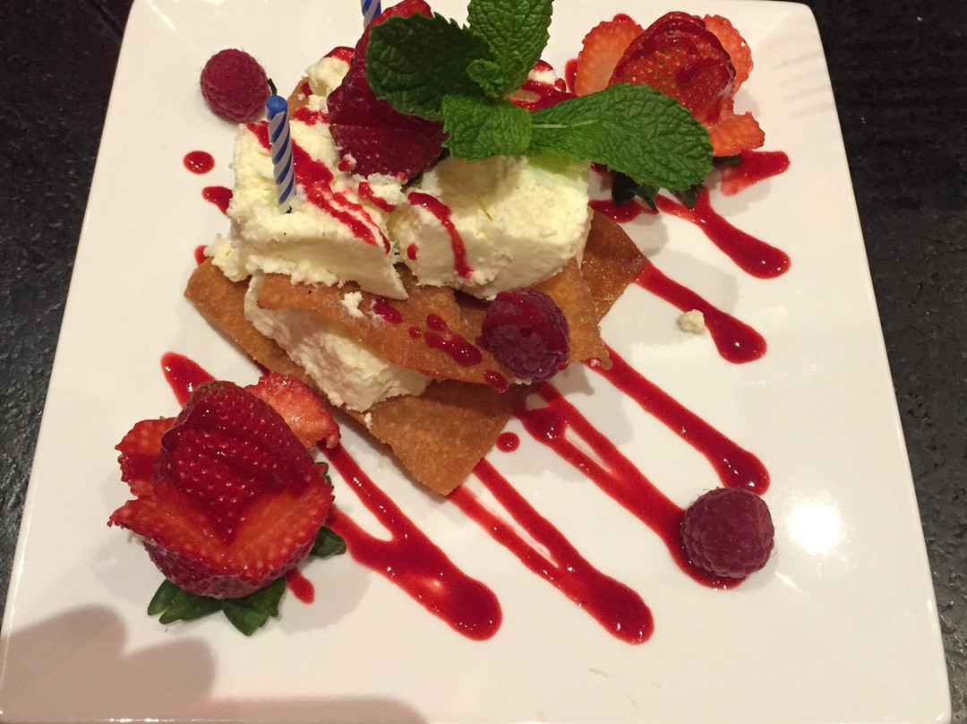 莱克查尔斯餐馆和美食-Lillie's Asian Cuisine