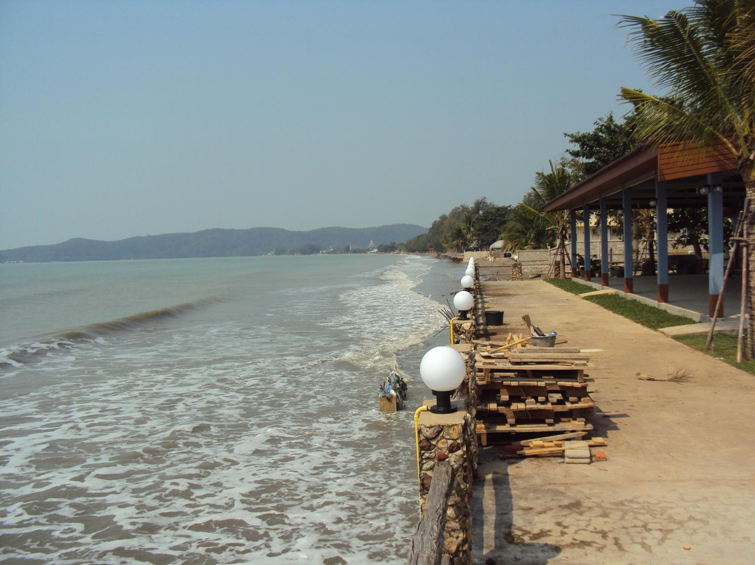 Chalerm Burapha Chonlathit-尖竹汶必去景点