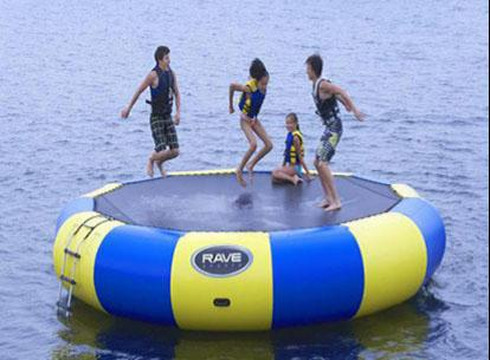 On The Beach Watersports-庞帕诺比奇必去景点