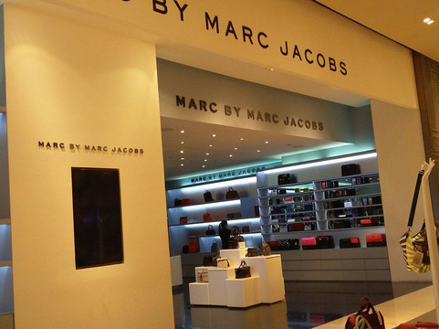 拉斐德百货商店-雅加达必去景点