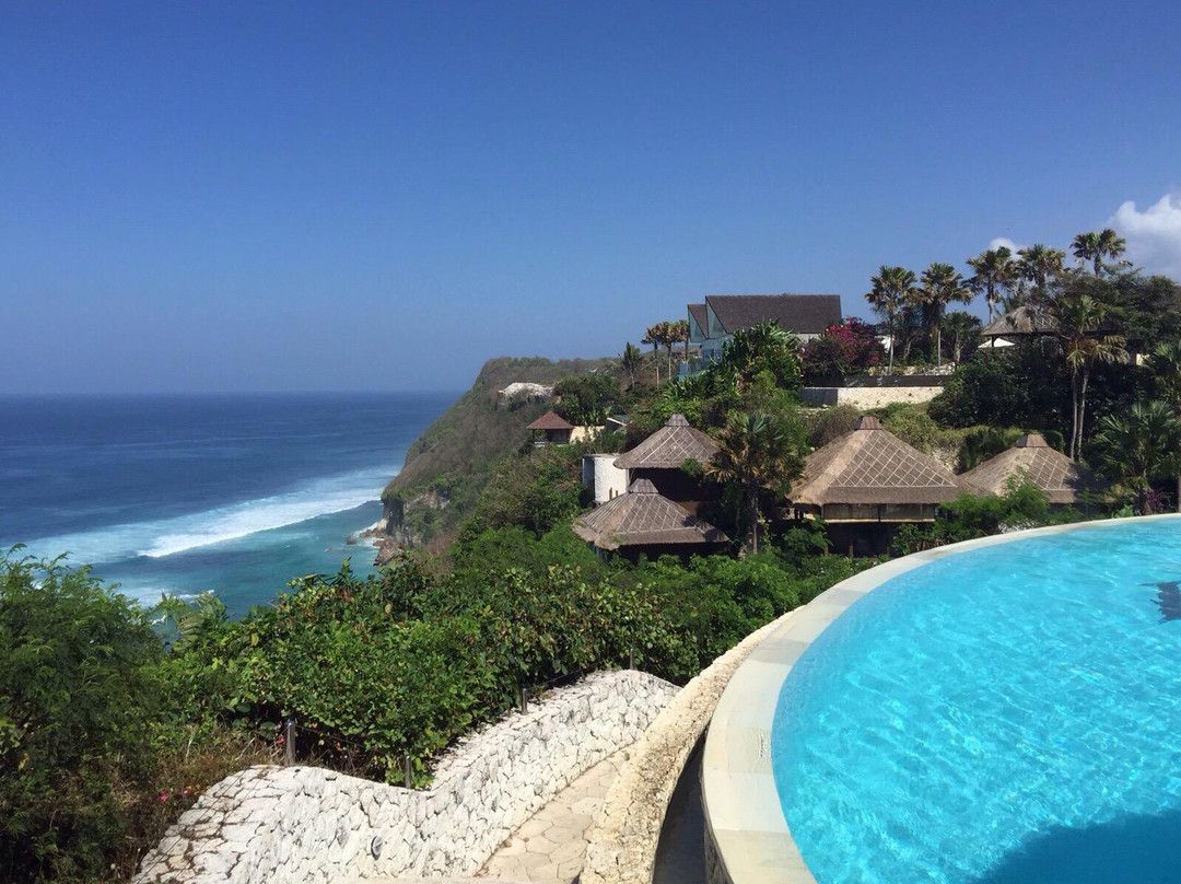 巴厘卡玛海滩-昂格桑必去景点