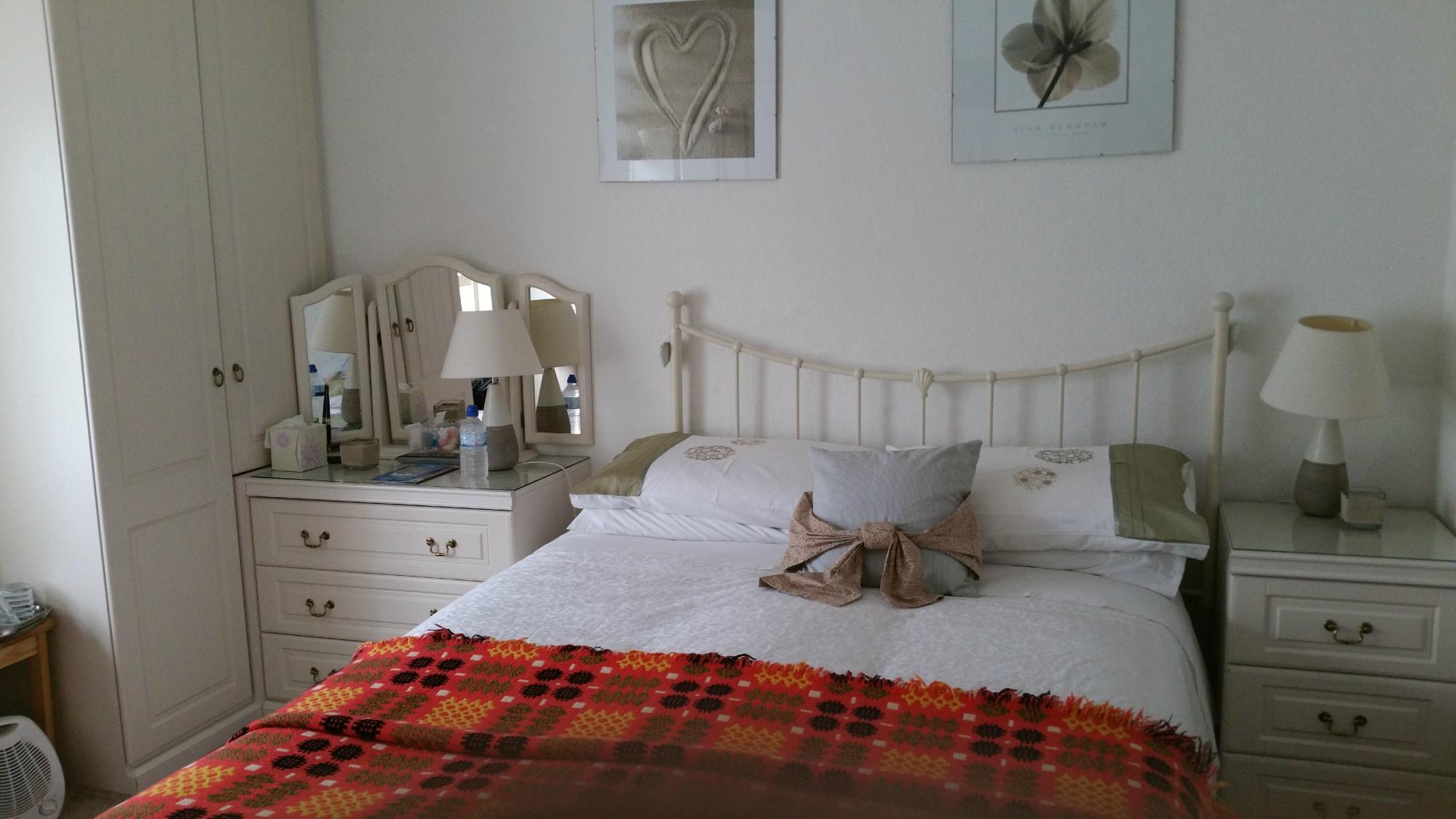 Beechwood House-客卧