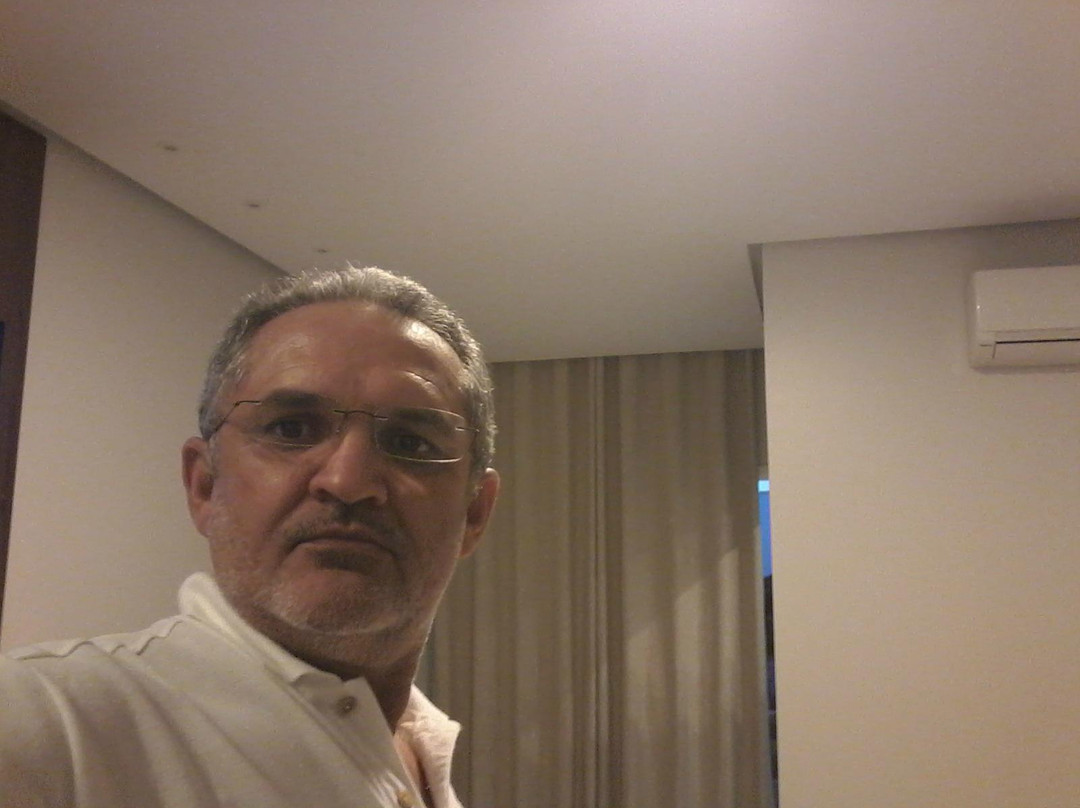 Kamur Plaza Hotel主图