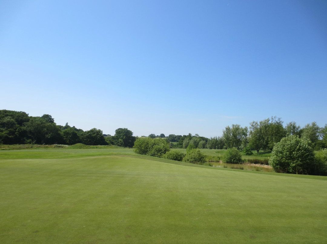 London Beach Golf Course-Tenterden必去景点