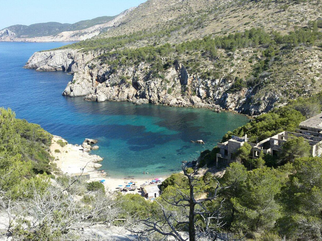 Cala d'en Serra Beach-伊维萨城区必去景点