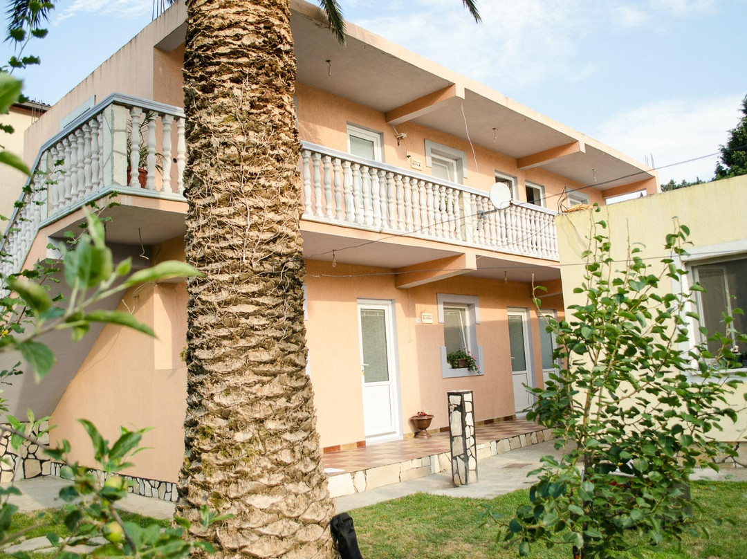 Apartments Lazarević Sutomore