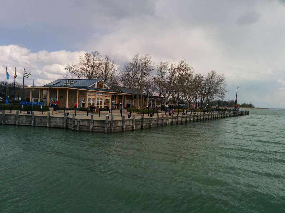 Balaton Shipping Co - Pleasure Boats景点图片