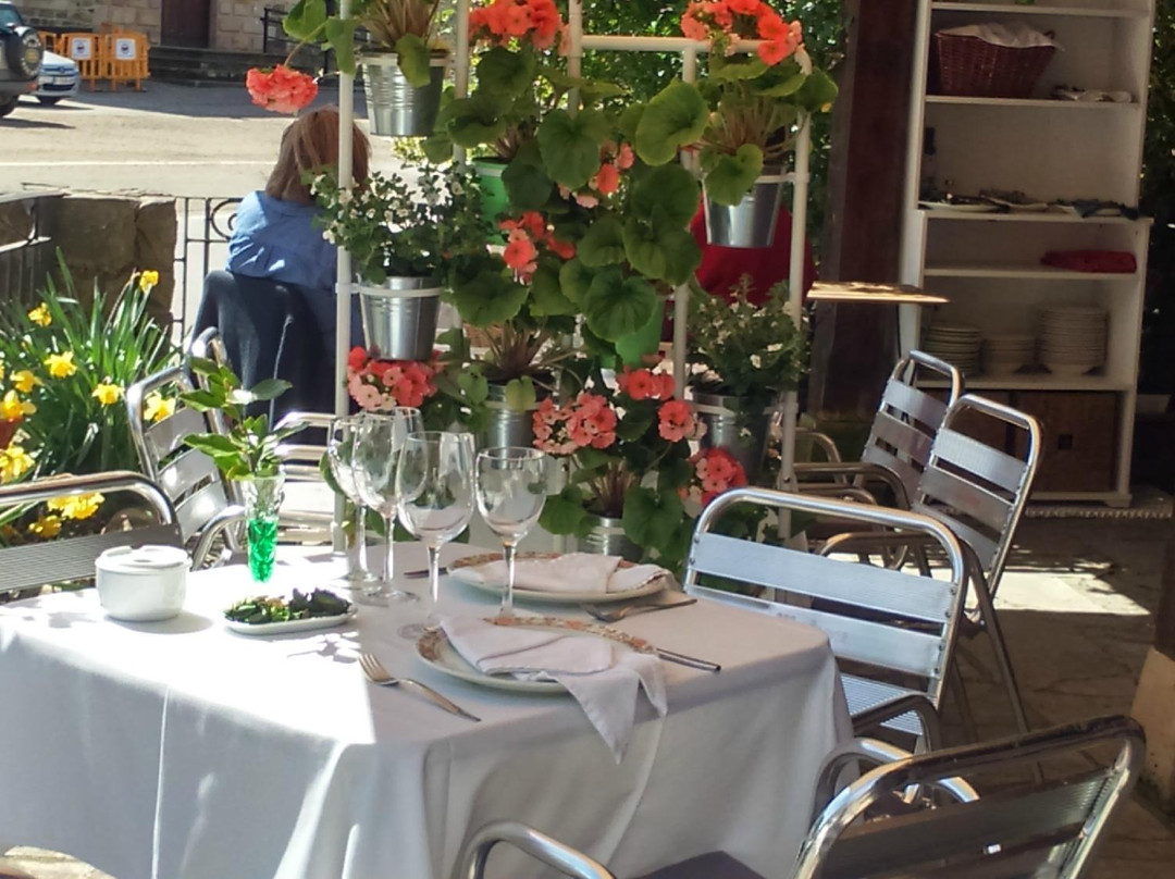 Saja餐馆和美食-Casa Lucas