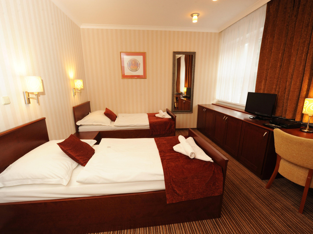 Hotel Encian主图