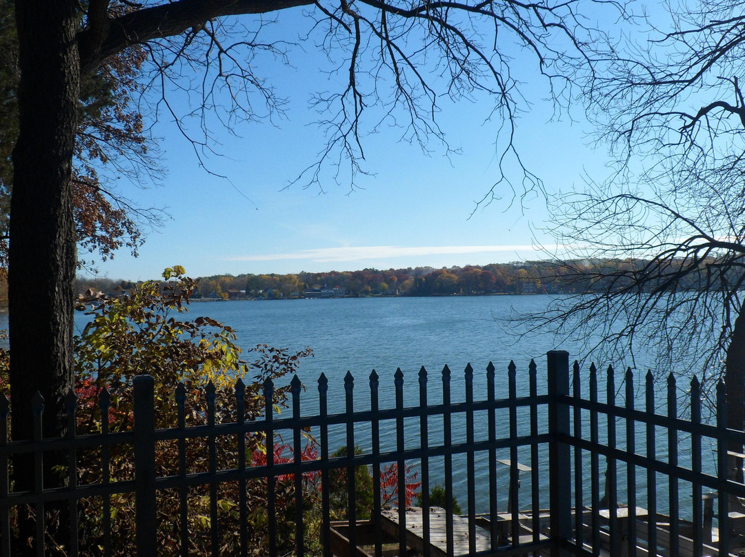 Lance Park-Twin Lakes必去景点