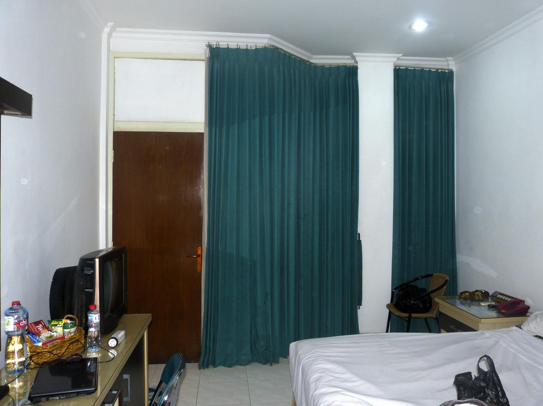 Hotel Sulawesi Jember主图