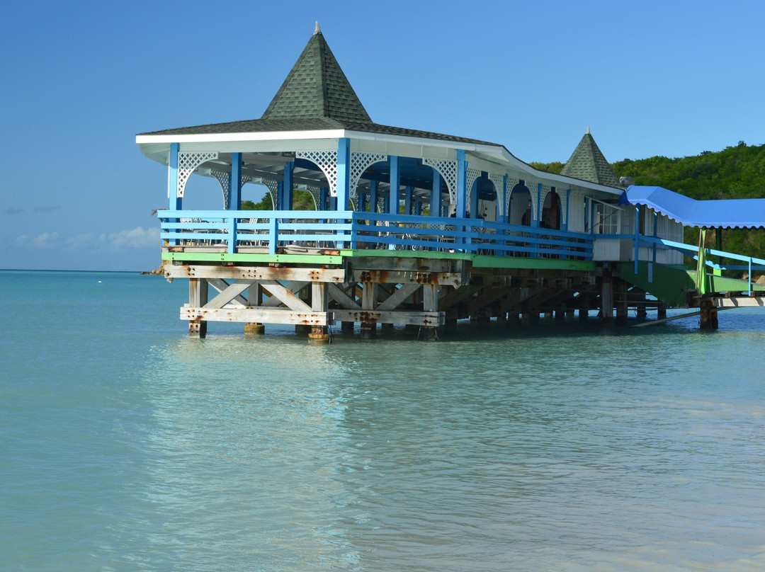 Dickenson Bay-安提瓜必去景点