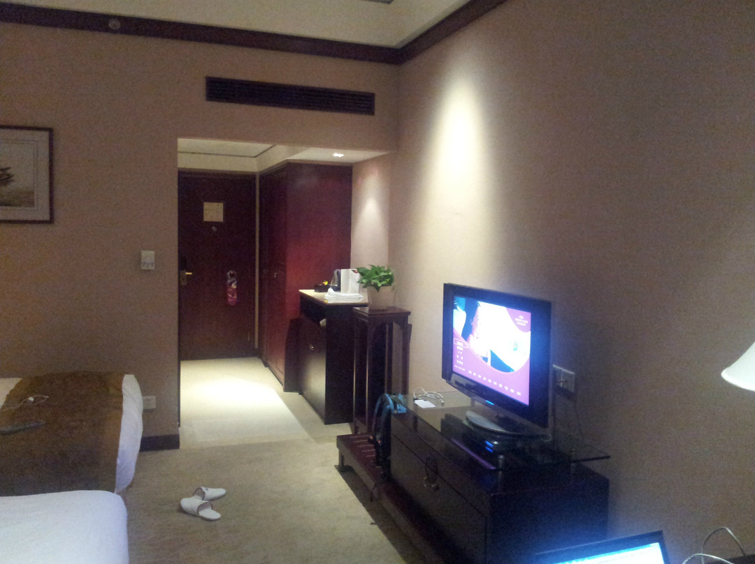 杭州世外桃源皇冠假日酒店主图