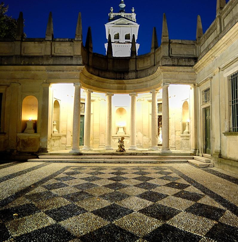 Villa Visconti Borromeo Litta-拉伊纳泰必去景点