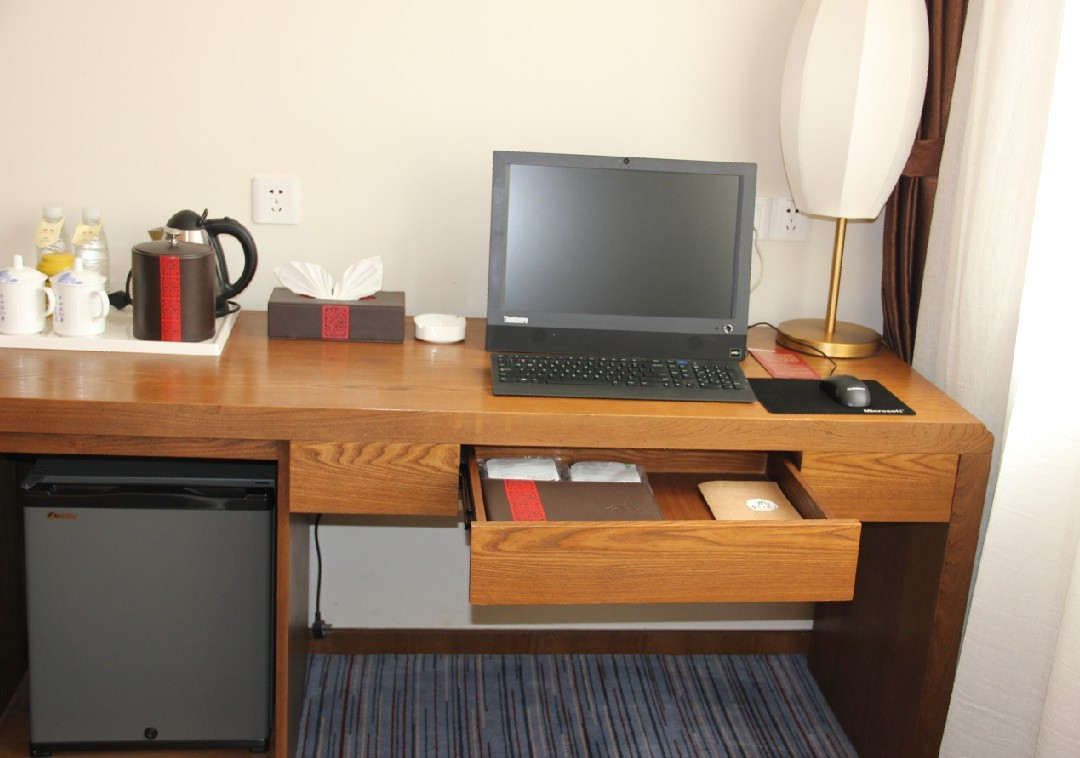 聚龙大酒店主图