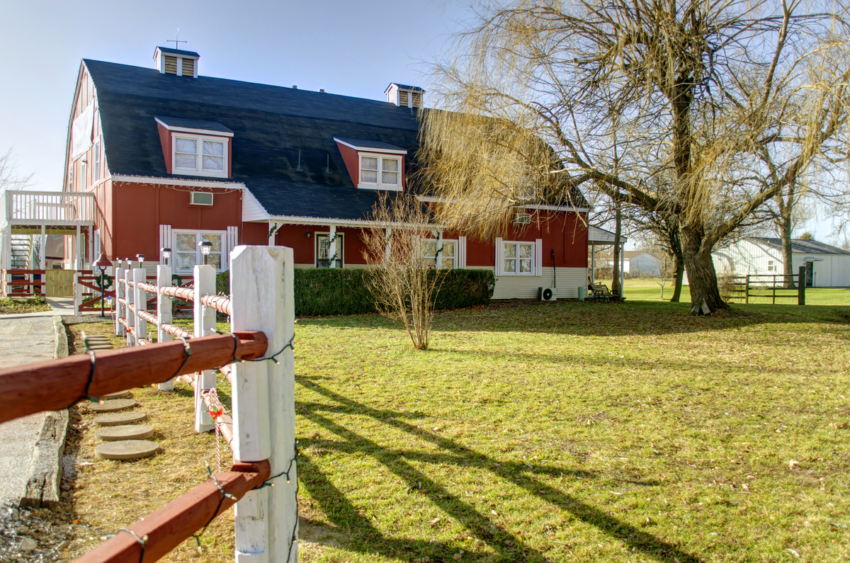 The Red Willow Inn-官方
