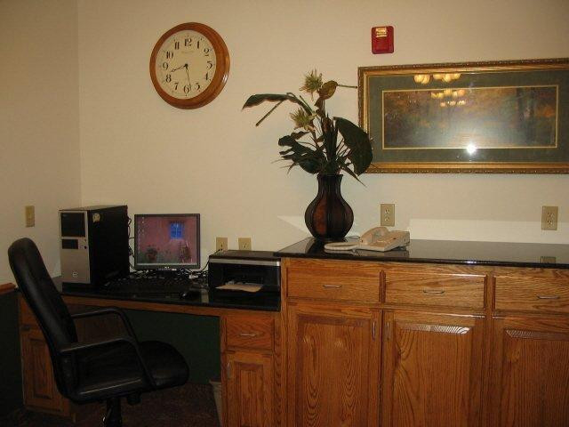 Horizon Inn and Suites主图