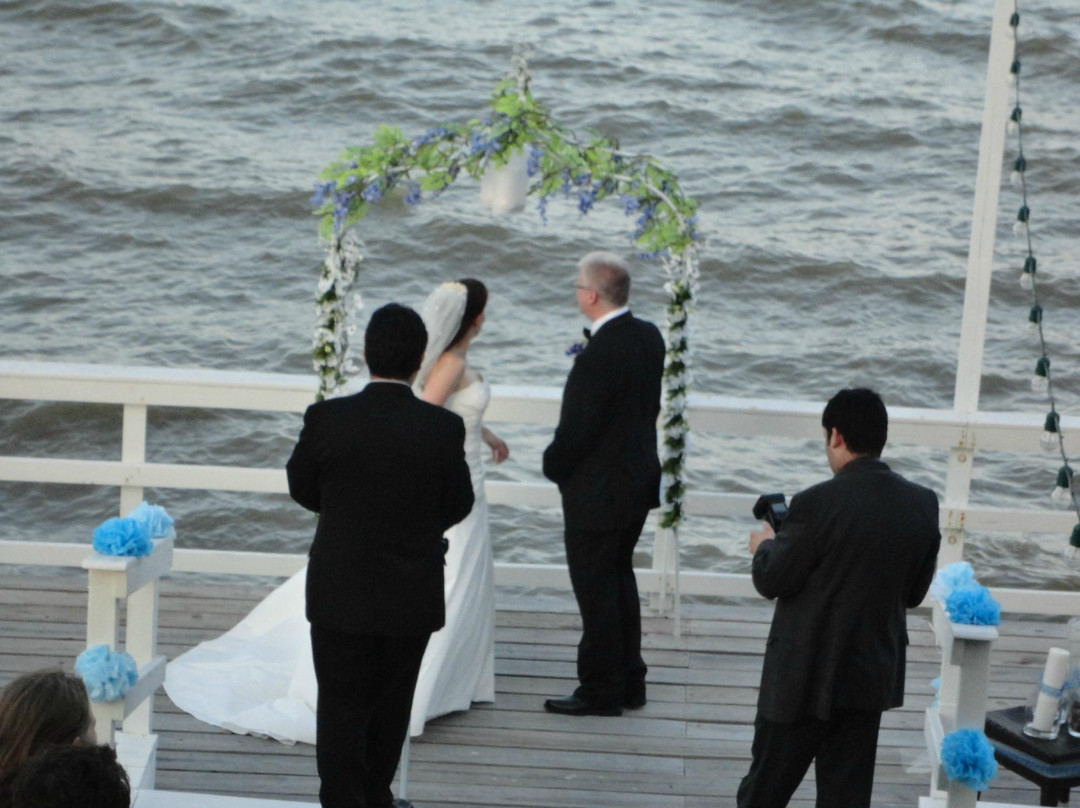 Captain's Quarters主图