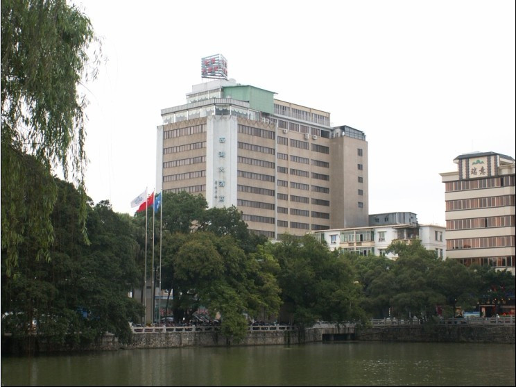 西湖大酒店主图