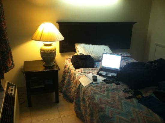 就寝时间套房酒店主图