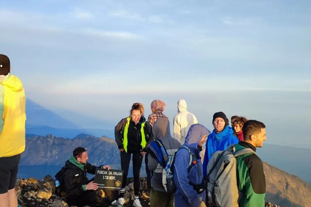 Evsi Rinjani Trekking-马塔兰必去景点