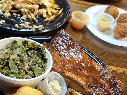 Smoking Pig BBQ主图