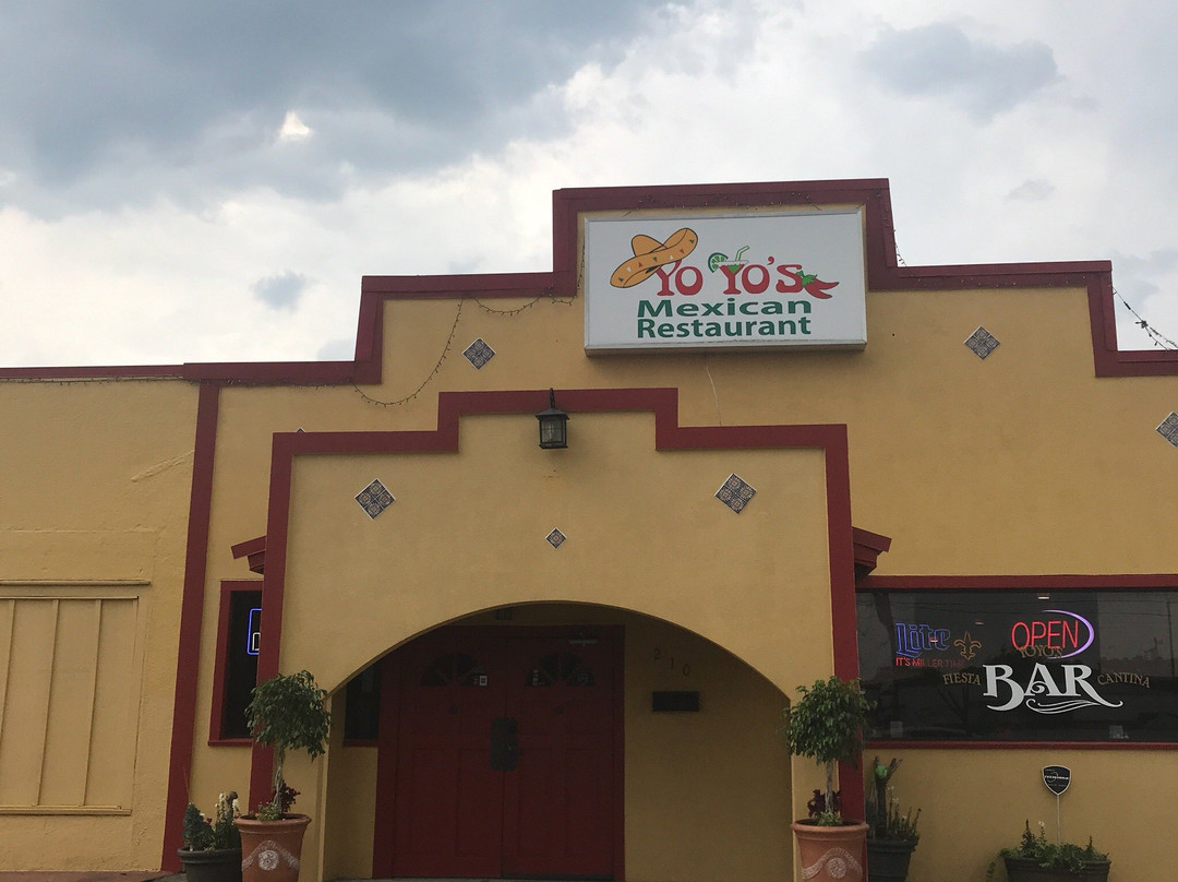 Bogalusa餐馆和美食-Yoyo's Bar and Grille