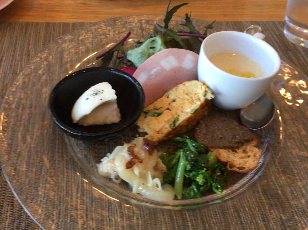 トラットリア・アルモ