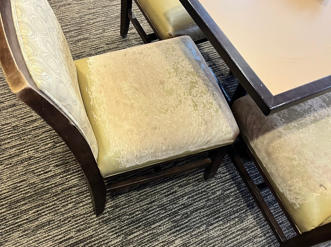 坎布里亚套房酒店主图