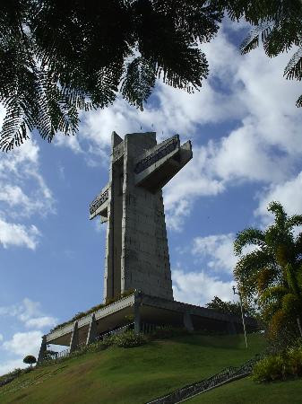 赛若拉斯城堡博物馆-庞塞必去景点