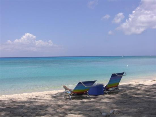 Cemetery Beach and Reef-大开曼岛必去景点