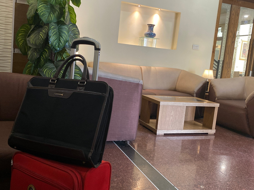 Hotel One Tariq Road Multan主图