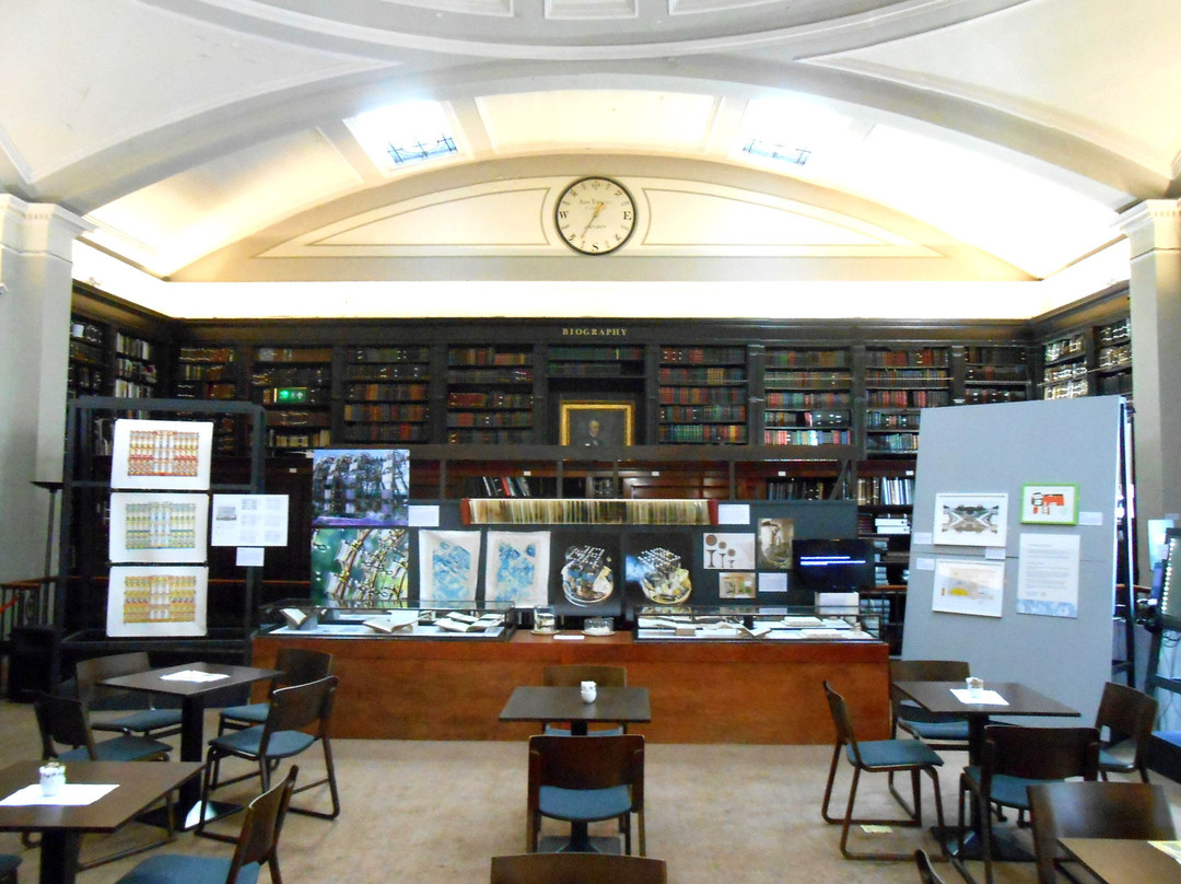 Portico Library景点图片