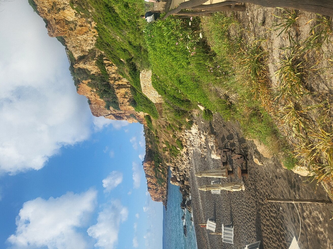 Spiaggia Torre Conca景点图片