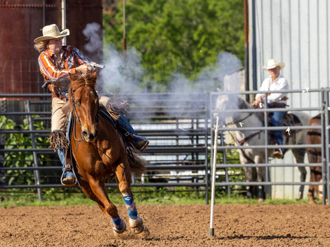 Historic 1836 Chuckwagon Races-Palestine必去景点