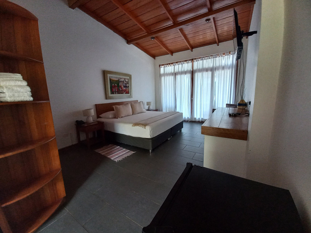 Bungalows & Suites Punta Camaron主图