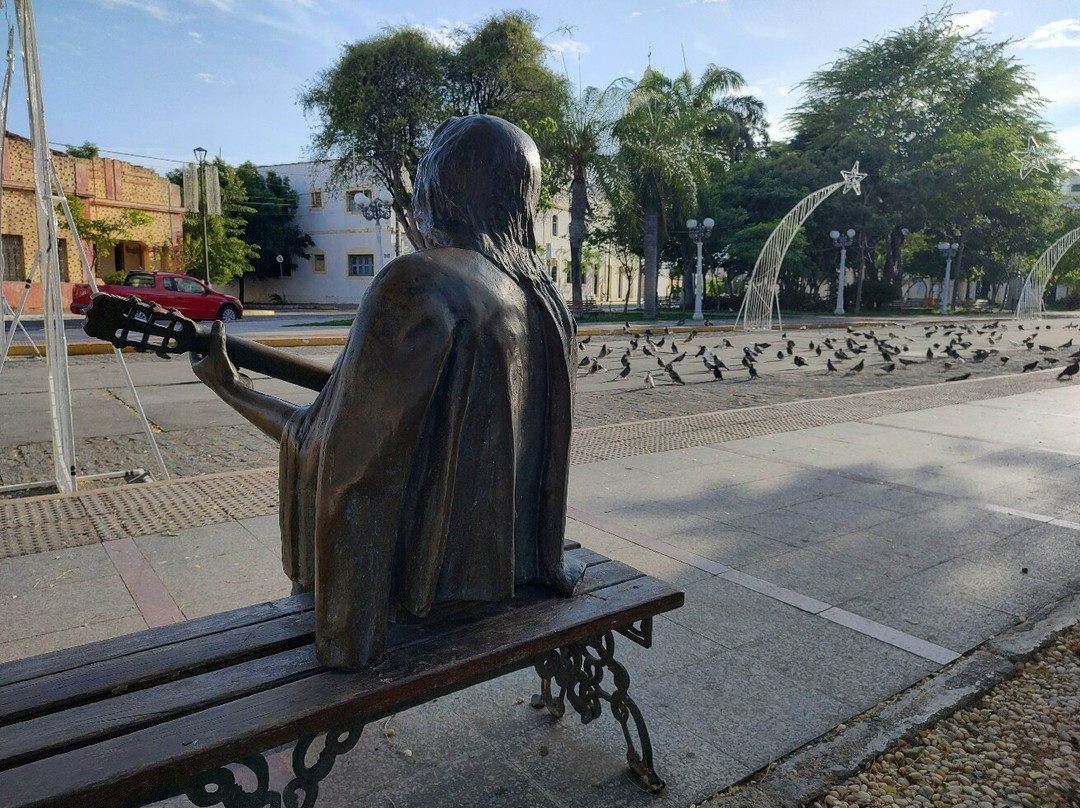 Estátua Belchior-Sobral必去景点