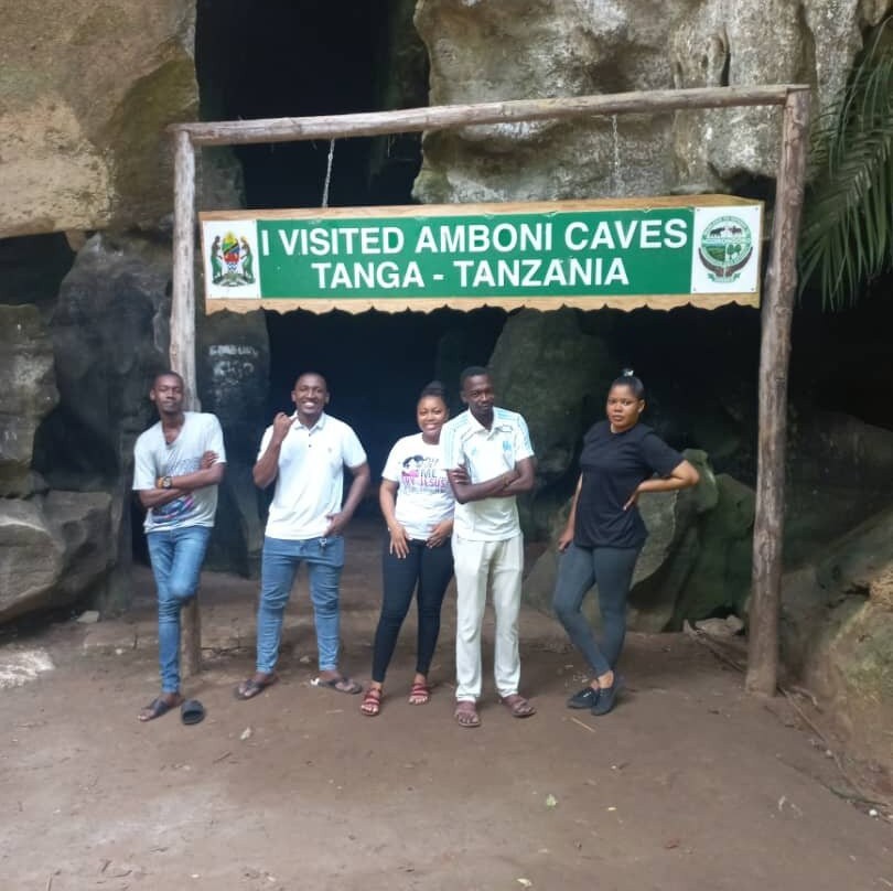 Amboni Caves-坦噶必去景点